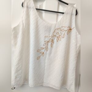 Midnight Velvet White Floral Embroidered Blouse